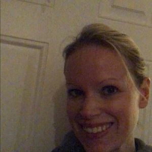 Meet your Posher, Liz